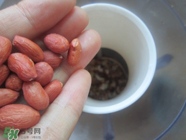 核桃可以和黃豆一起打豆?jié){嗎？核桃和什么一起打豆?jié){好？