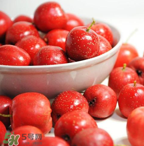 山楂和蜂蜜能一起沖水喝嗎？