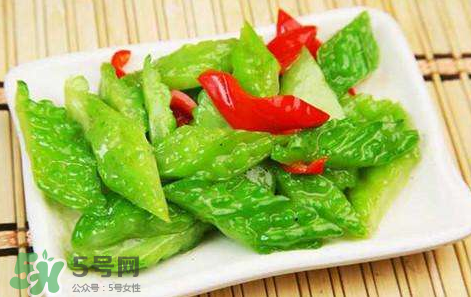 什么泡水喝能清熱降火？清熱降火吃什么？
