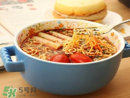 方便面致癌嗎？泡面有營(yíng)養(yǎng)嗎