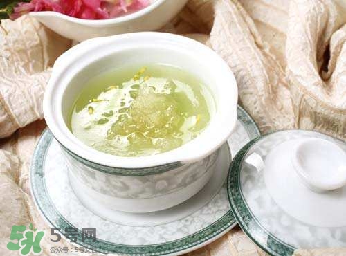 雪蛤和燕窩哪個(gè)好？雪蛤和燕窩的區(qū)別