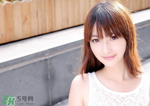 乳腺炎應(yīng)該吃什么藥？乳腺炎應(yīng)該怎么治療？