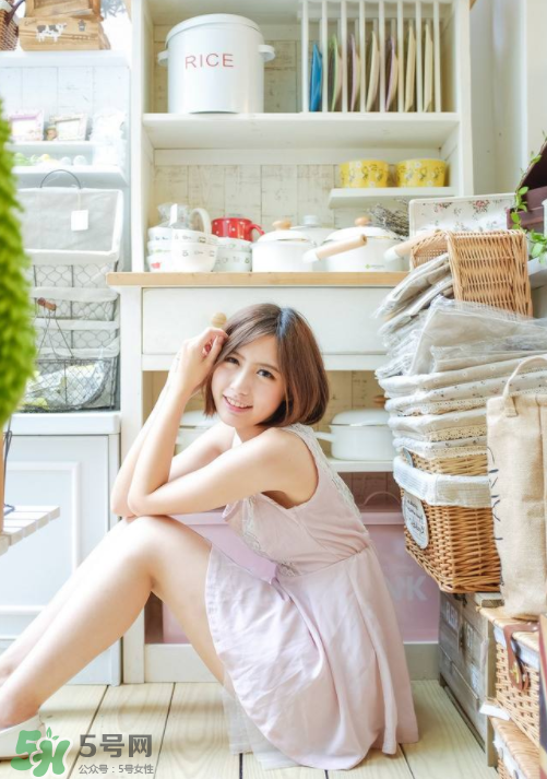 乳腺炎應(yīng)該吃什么藥？乳腺炎應(yīng)該怎么治療？