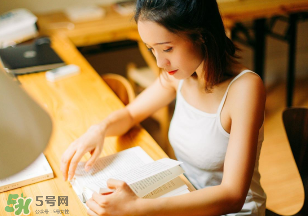乳腺炎不發(fā)燒能喂奶嗎？乳腺炎輸液能喂奶嗎?