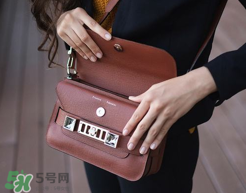 proenza schouler是什么牌子？proenza schouler是奢侈品嗎？