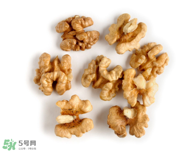 核桃的主要品類有哪些？怎樣正確吃核桃？