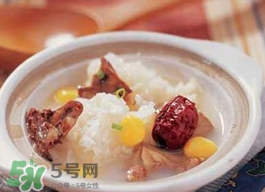 什么食物潤肺止咳？潤肺止咳湯的做法大全 