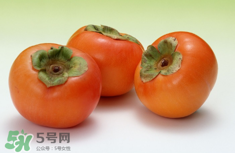 榴蓮和柿子能一起吃嗎？吃完榴蓮可以吃柿子嗎？