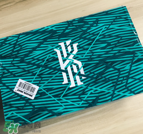 nike kyrie3 mamba mentality怎么樣？歐文3李小龍配色開箱測評
