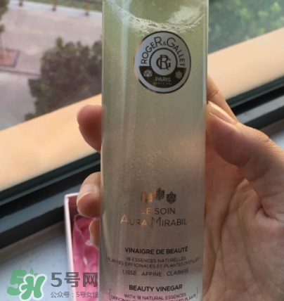 香邂格蕾古法凝光醋萃爽膚水怎么用？