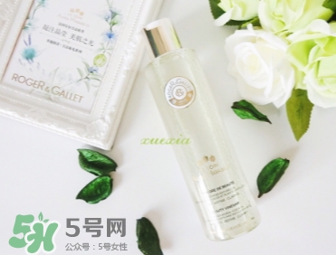 香邂格蕾古法凝光醋萃爽膚水怎么用？