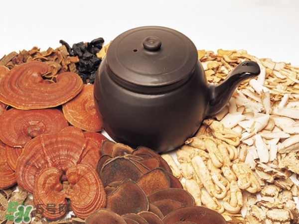 螺旋藻粉怎么吃？螺旋藻粉的功效與作用