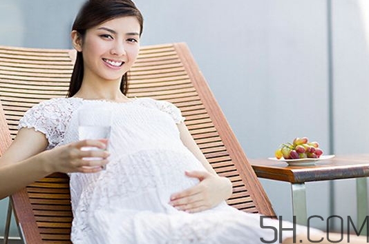 羊水指數(shù)正常范圍是多少？羊水過少的診斷標準 
