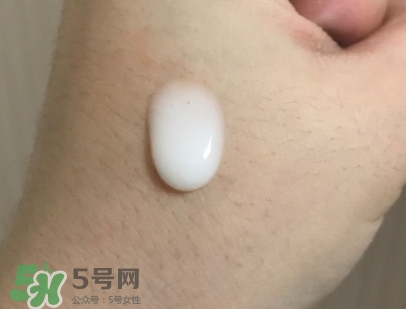 olay臻粹系列小臉精華多少錢？olay小臉精華適合年齡