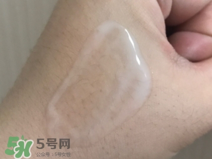 olay臻粹系列小臉精華多少錢？olay小臉精華適合年齡
