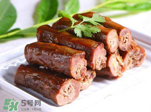 鴨脖可以帶上飛機(jī)嗎？鴨脖可以托運(yùn)嗎？