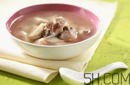 牛骨頭湯補(bǔ)什么？牛骨頭湯不能和什么一起吃