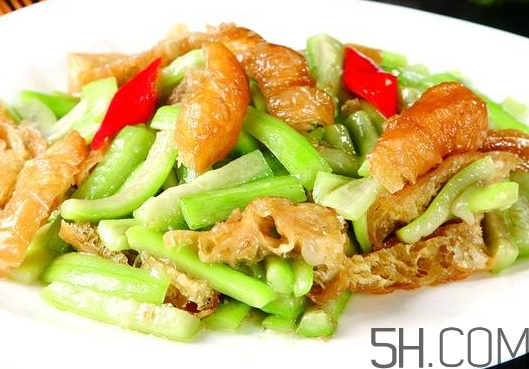 油條和什么炒好吃？油條可以炒什么菜？
