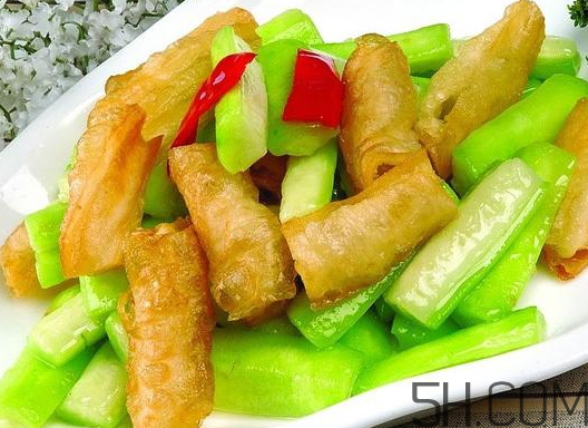 油條和什么炒好吃？油條可以炒什么菜？