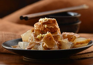 燜子是涼粉嗎？燜子是用什么做的？