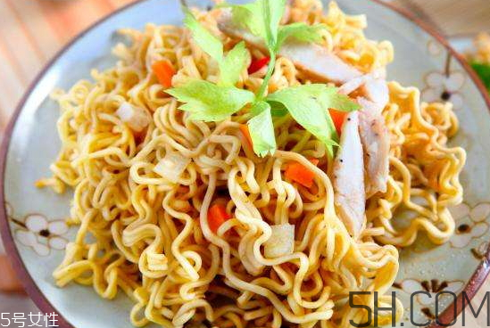炒面為什么會(huì)粘鍋？炒面怎么不粘鍋？