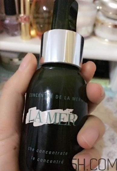 海藍之謎濃縮修護精華露怎么用？使用方法