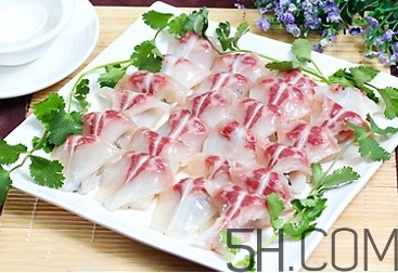脆肉鯇是淡水魚(yú)嗎？脆肉鯇是怎么養(yǎng)殖的？