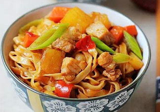 炒面為什么會(huì)粘鍋？炒面怎么不粘鍋？