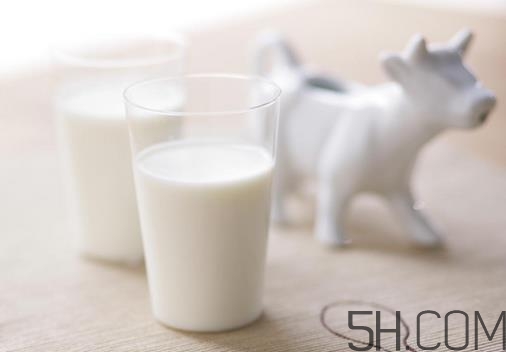 牛奶煮開了還有營養(yǎng)嗎？牛奶可以加熱嗎？