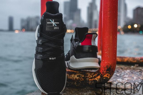 adidas eqt support adv芝加哥限定款怎么買？
