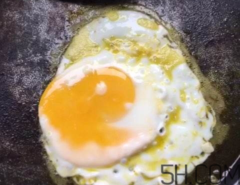 煎雞蛋為什么會有泡沫？炒雞蛋為什么會有泡沫？