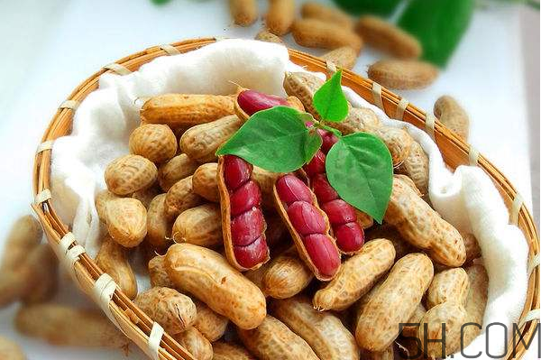 孕婦臨產(chǎn)前的準(zhǔn)備工作有哪些？孕婦吃花生的好處