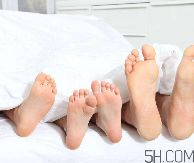 腳氣能用醋泡腳嗎？醋泡腳治腳氣有效嗎？