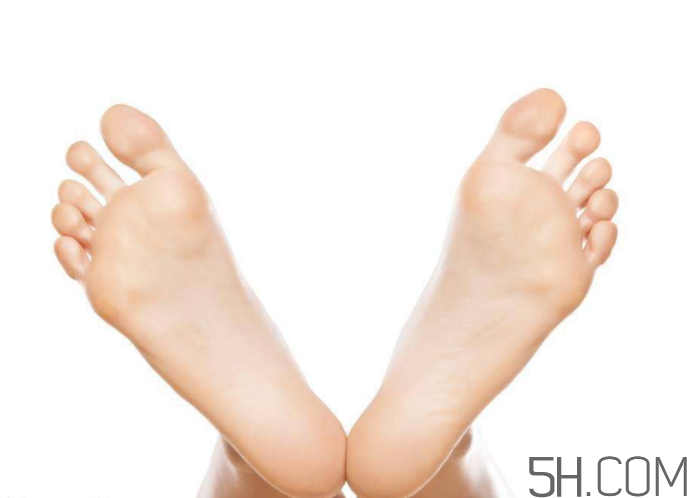 腳氣能傳染到臉上嗎？臉上會(huì)被腳氣傳染嗎？
