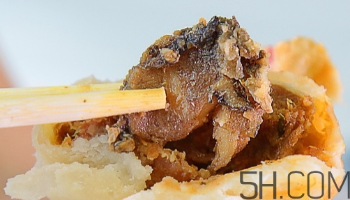 鮑魚鮮肉月餅多少錢？鮑魚鮮肉月餅?zāi)睦镔I？