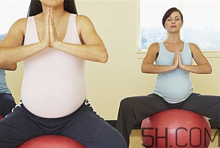 孕婦瑜伽球什么時(shí)候開始用？孕婦瑜伽球怎么用？