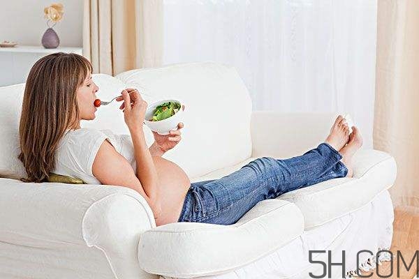 孕婦奶粉可以干吃嗎？孕婦奶粉可以喝到生嗎？