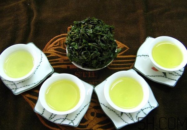 茶葉發(fā)霉還能喝嗎？茶葉發(fā)霉了怎么處理？
