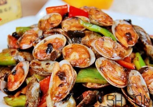 花甲吃多了會(huì)得結(jié)石嗎？吃花甲要注意什么？