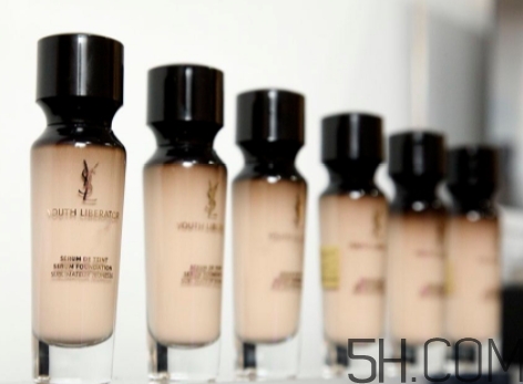 ysl女神粉底液怎么樣？ysl女神粉底液和超模粉底液對比
