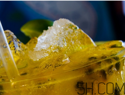 百香果吃多了會上火嗎？哪些人群不適宜食用百香果？