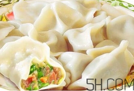 冰凍的餃子皮怎么解凍？冰凍的水餃要煮多久？