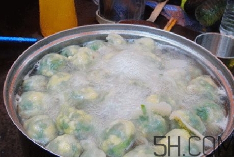 煮餃子怎么煮不破皮？煮餃子怎么看熟沒熟？