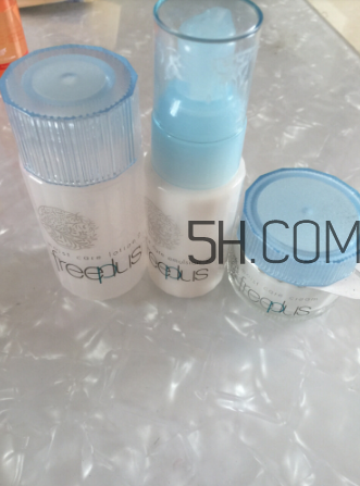 芳珂和芙麗芳絲哪個好？芙麗芳絲和芳珂fancl的區(qū)別