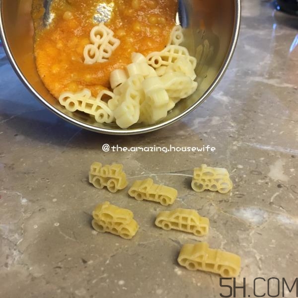 關于寶寶吃輔食的疑難問題，答案在這里