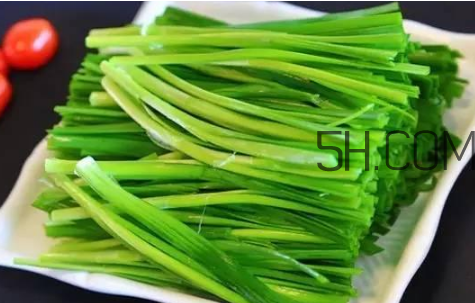 炒好的韭菜能隔夜吃嗎？吃韭菜胃酸燒心吃什么緩解？