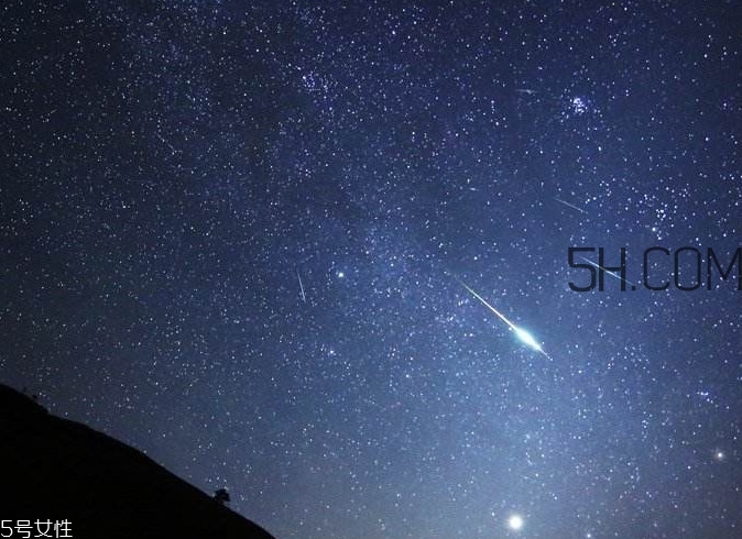 看到火流星預(yù)示著什么？火流星是怎么形成的