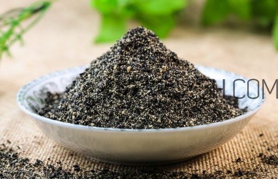 黑芝麻吃多久白發(fā)變黑？黑芝麻對頭發(fā)的功效