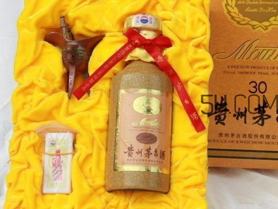 貴州茅臺(tái)怎么辨別真假？貴州茅臺(tái)怎么開