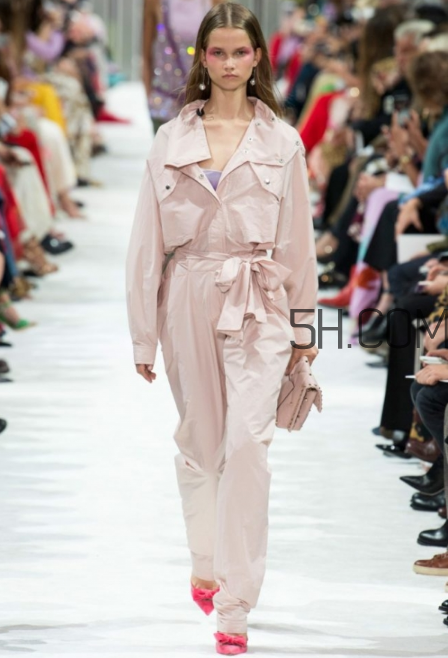 valentino2018春夏系列怎么樣_好看嗎？